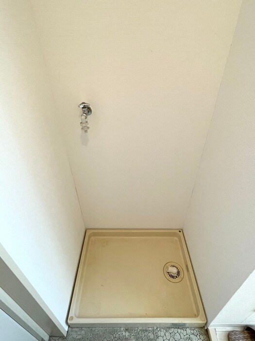 物件内観写真20　(洗濯機置場)