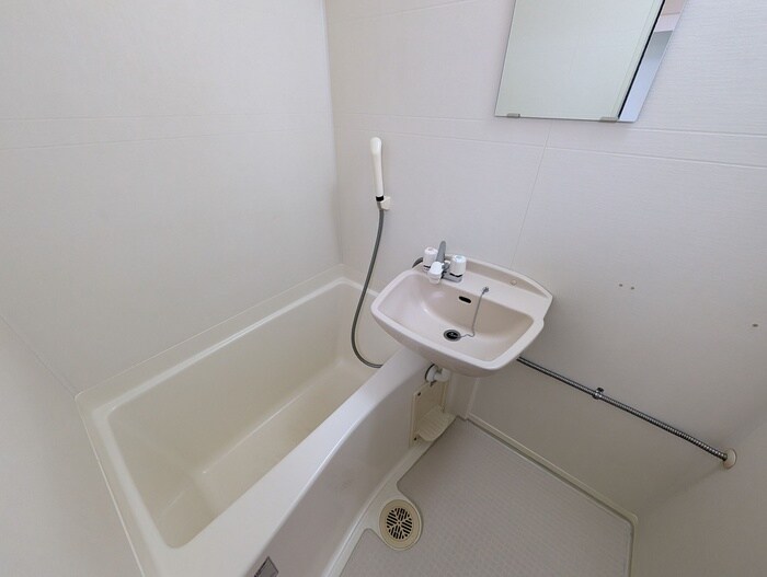 物件内観写真12　(バス／シャワールーム等)