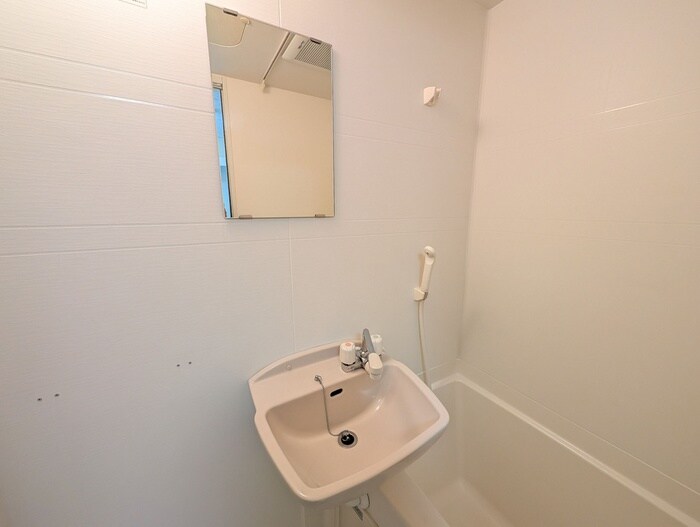 物件内観写真12　(洗面)