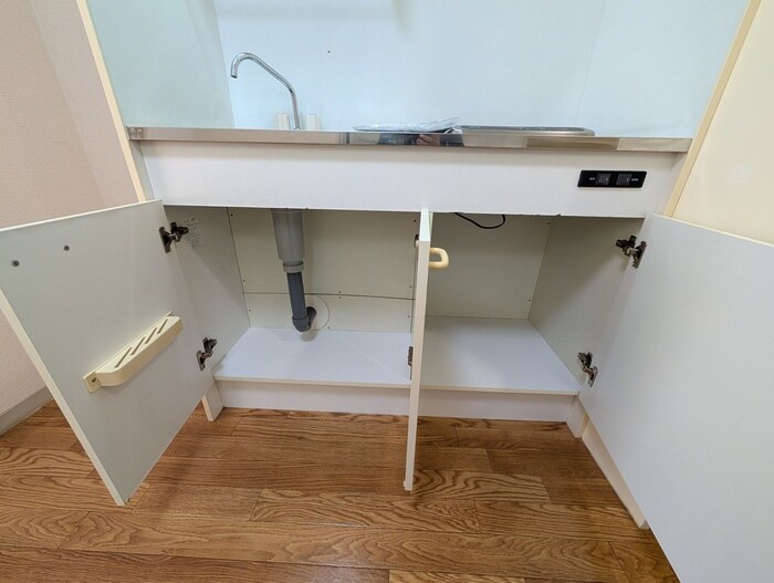 物件内観写真16　(収納)