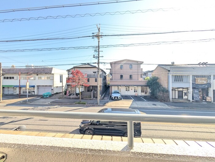 物件内観写真19　(室内からの展望)