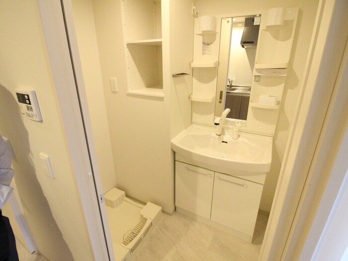 物件内観写真8　(洗面)