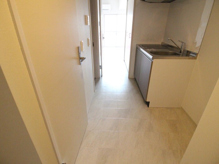 物件内観写真21　(玄関)