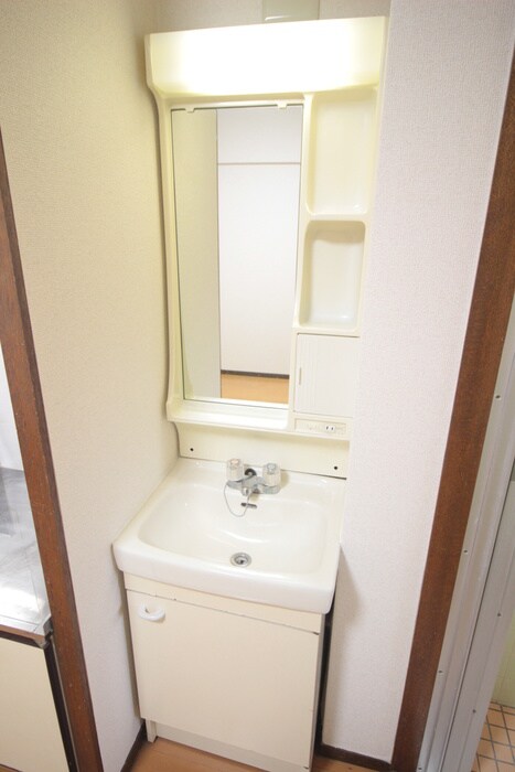 物件内観写真9　(洗面)