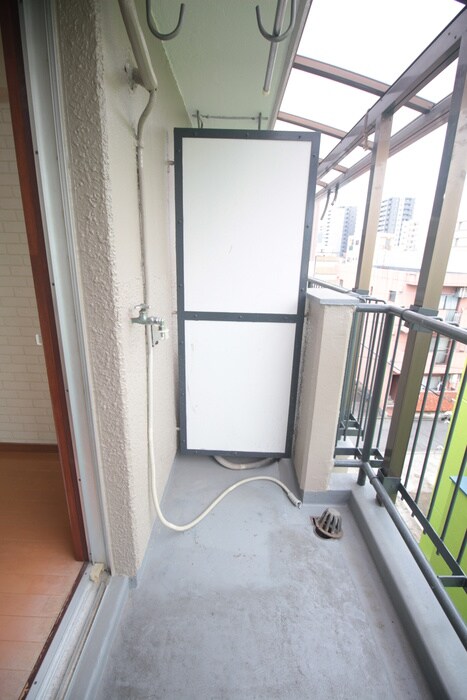 物件内観写真21　(洗濯機置場)