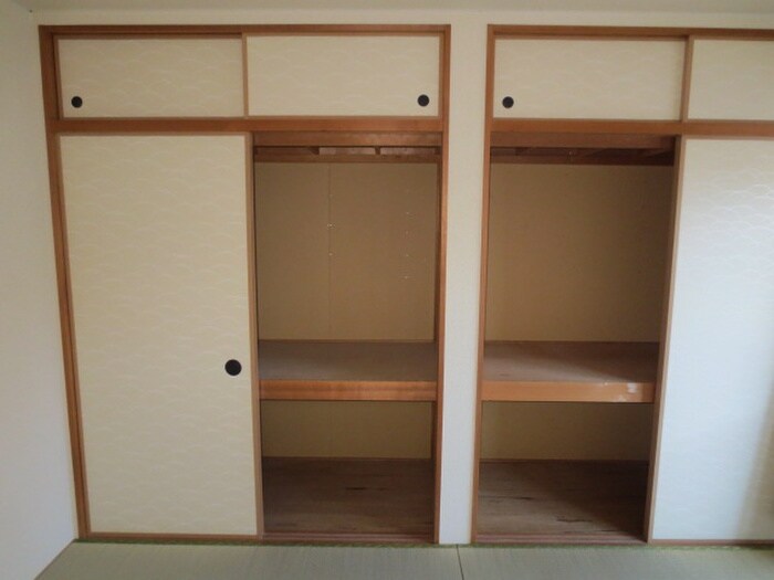 物件内観写真11　(収納)