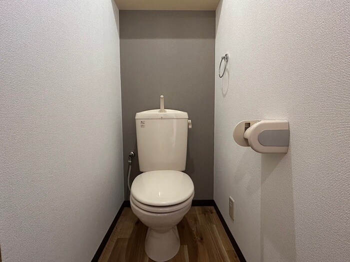 物件内観写真16　(トイレ)