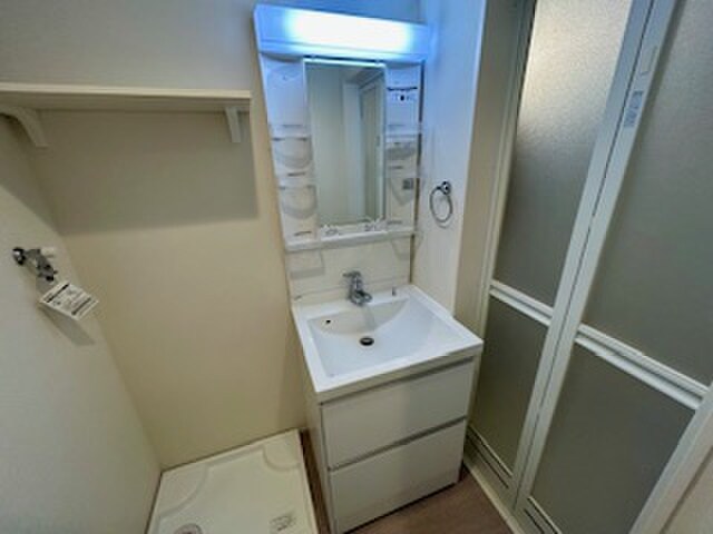 物件内観写真13　(洗面)