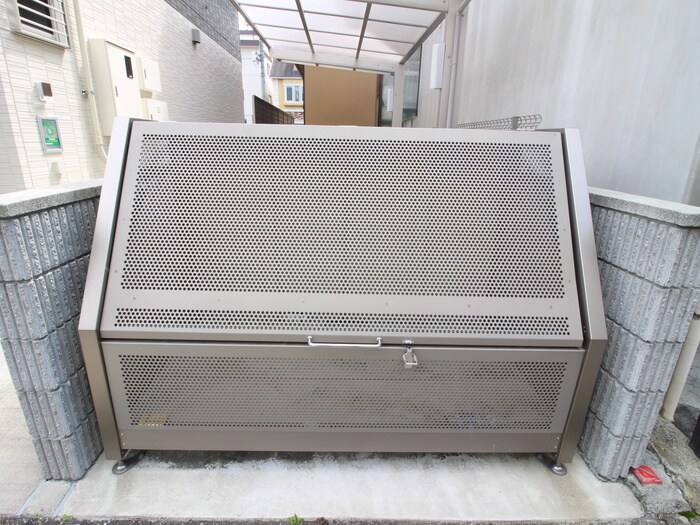 物件外観写真6　(建物設備)