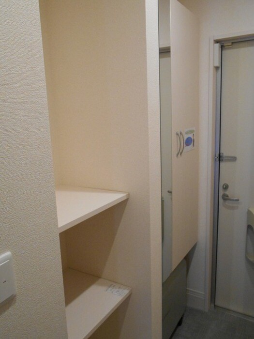 物件内観写真16　(靴箱)