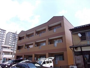 エクセルハイム坪井外観写真