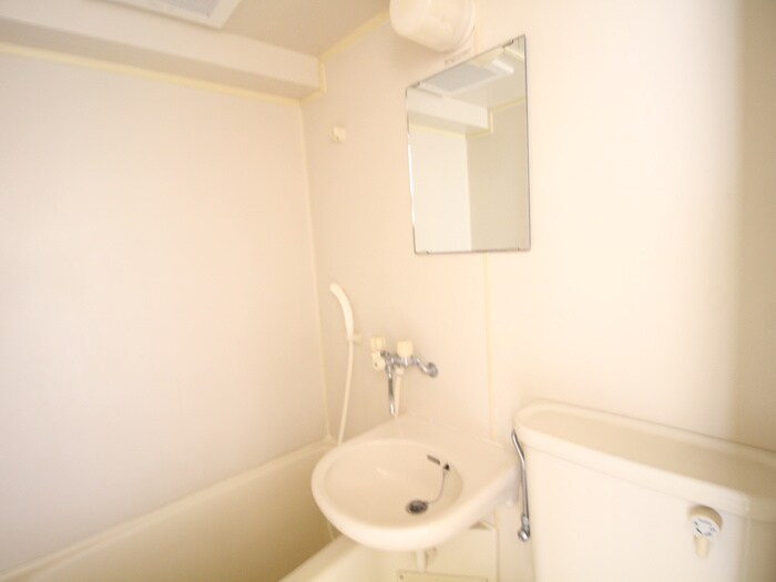 物件内観写真12　(洗面)