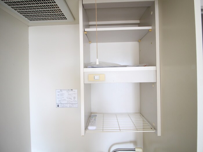 物件内観写真13　(収納)