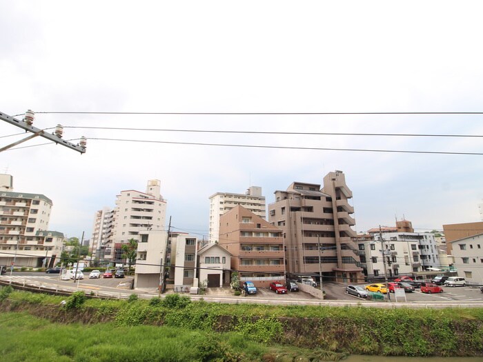 物件内観写真20　(室内からの展望)