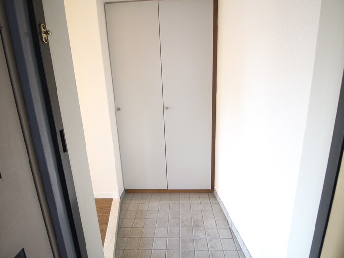 物件内観写真22　(玄関)