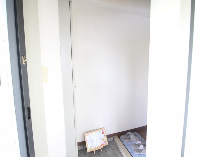 物件内観写真22　(玄関)