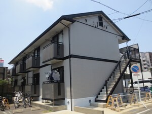 カ－サ中央外観写真