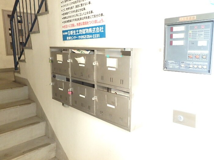 物件外観写真4　(建物設備)