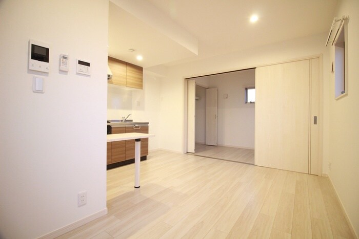 物件内観写真8　(居室)