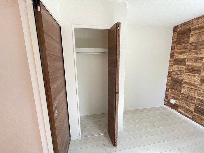 物件内観写真18　(収納)