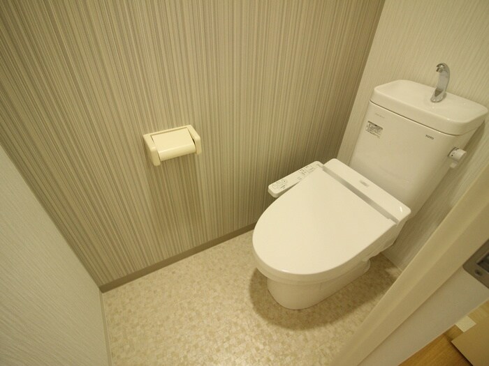 物件内観写真10　(トイレ)