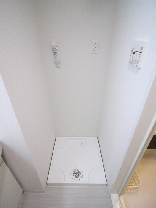 物件内観写真22　(洗濯機置場)