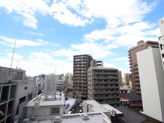 物件内観写真16　(室内からの展望)