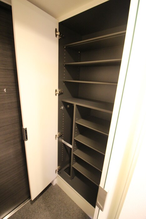 物件内観写真16　(靴箱)