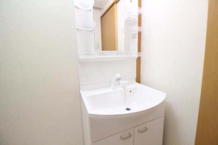 アドバンスユタカの洗面