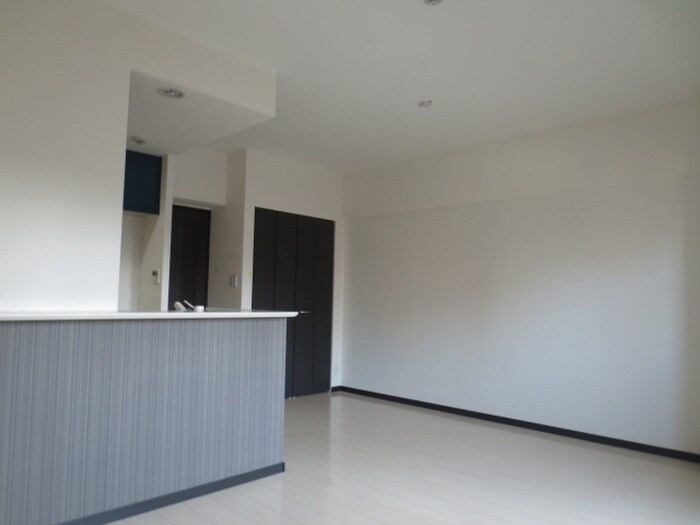 物件内観写真6　(居室)