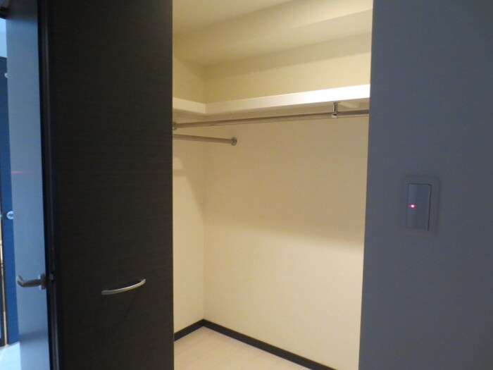 物件内観写真8　(収納)