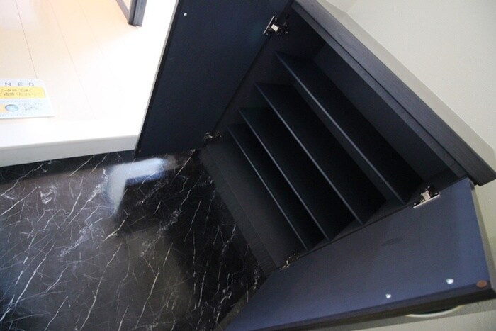 物件内観写真18　(室内からの展望)