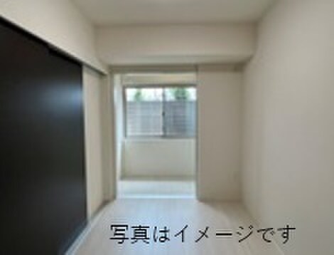 物件内観写真9　(居室)