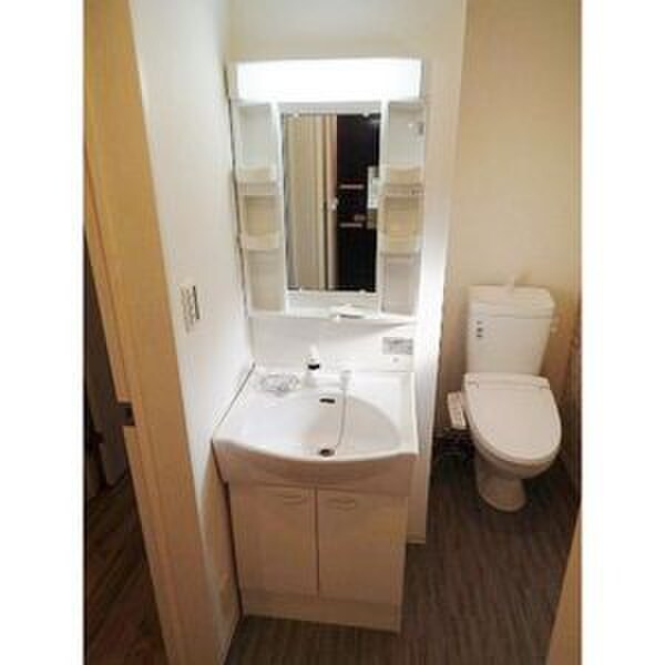 物件内観写真13　(洗面)