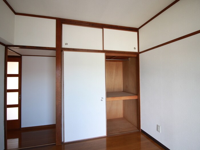 物件内観写真16　(収納)