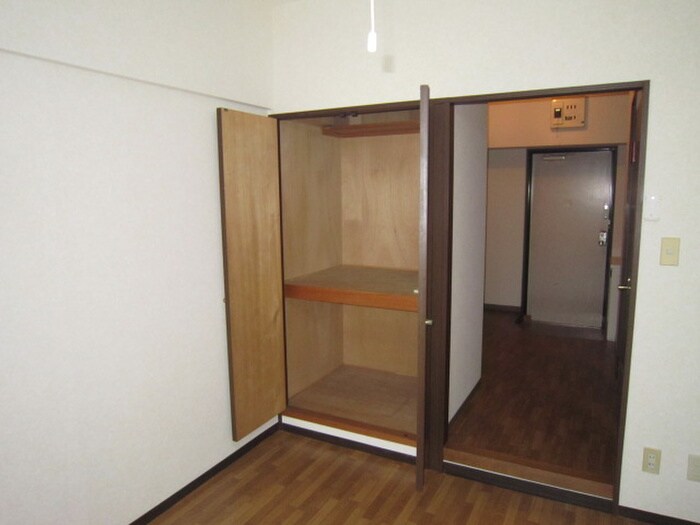 物件内観写真7　(収納)