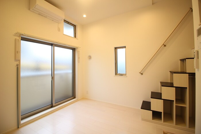 物件内観写真8　(居室)