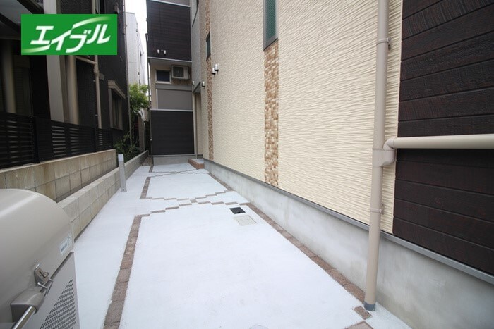 物件外観写真3　(外観写真)