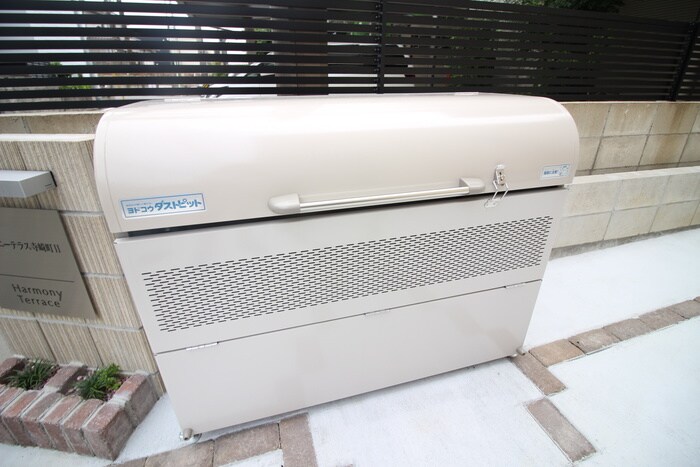 物件外観写真6　(建物設備)