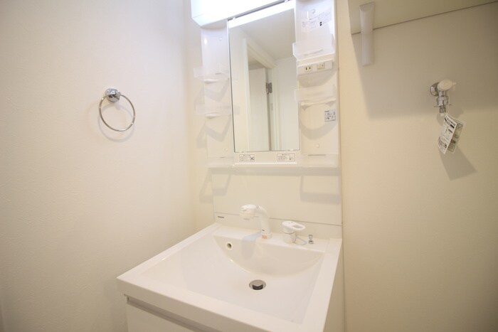 物件内観写真13　(洗面)