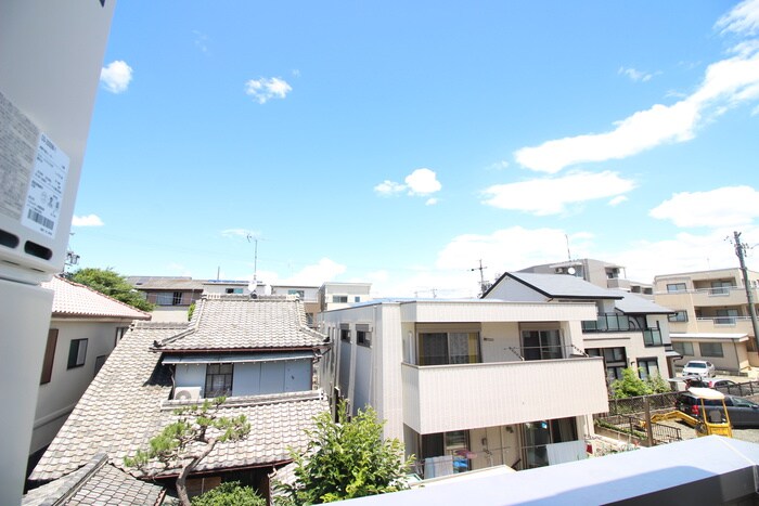 物件内観写真22　(室内からの展望)