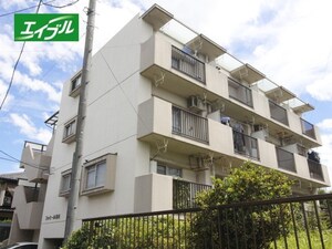 ファミール晃山外観写真