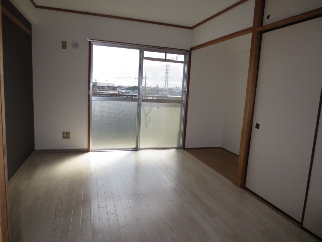 物件内観写真10　(居室)