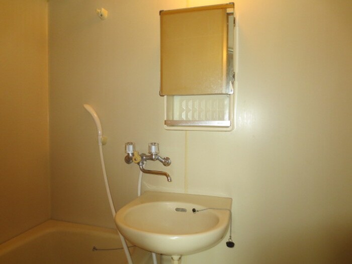 物件内観写真13　(洗面)