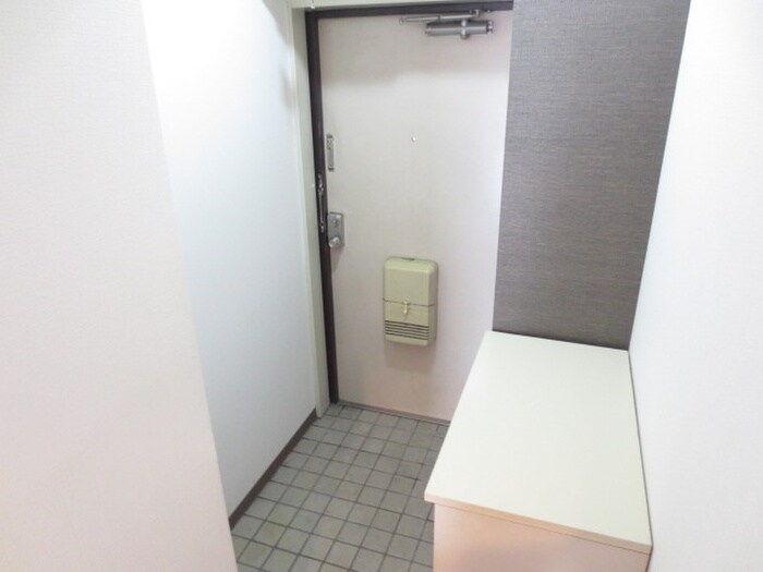 物件内観写真19　(玄関)