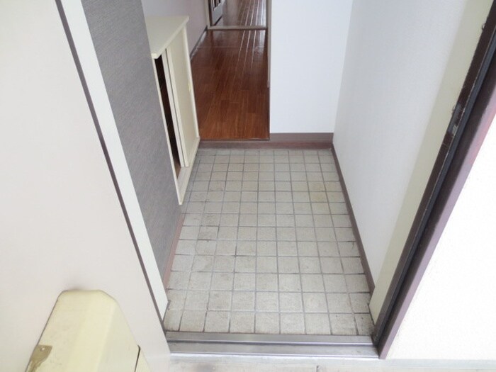 物件内観写真21　(玄関)