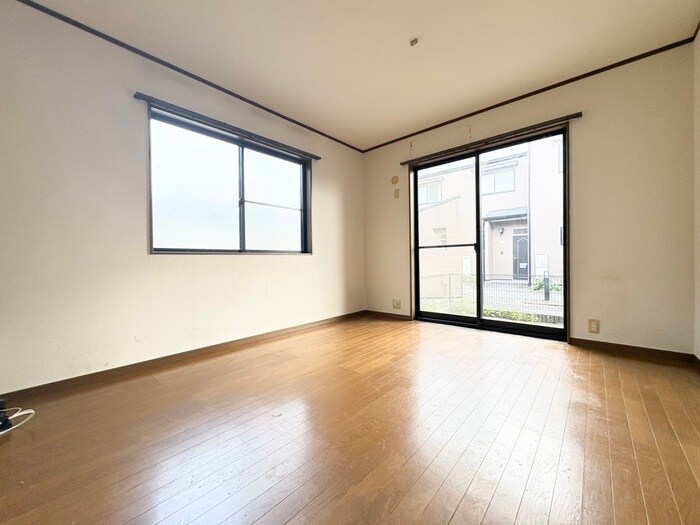 物件内観写真8　(居室)