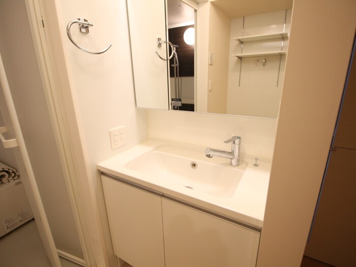 物件内観写真13　(洗面)