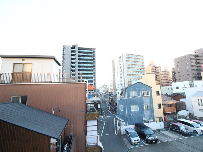 物件内観写真22　(室内からの展望)