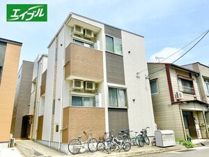 メゾン・シャドール名駅南外観写真